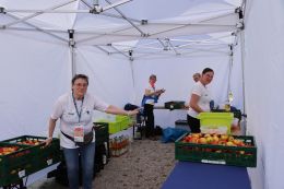 M-net Firmenlauf Augsburg Helfer Verpflegung