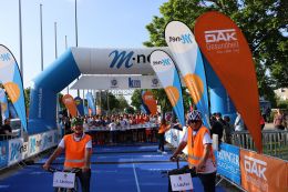 M-net Firmenlauf Augsburg Helfer Führungsfahrrad
